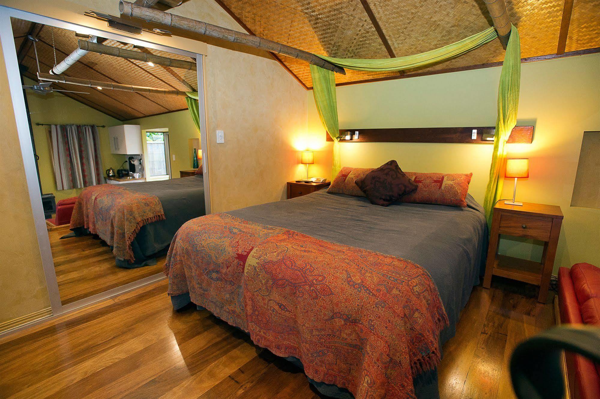 Witches Falls Cottages Mount Tamborine Esterno foto